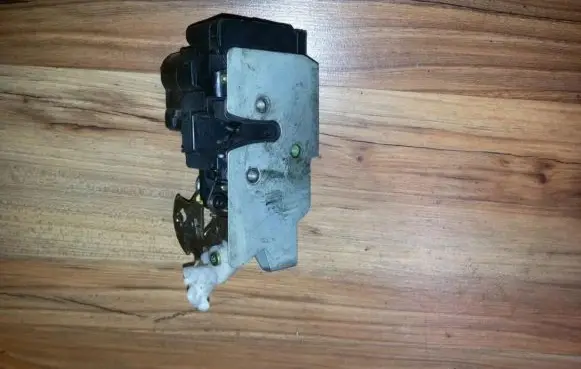 Fiat Bravo - Brava Rear door lock