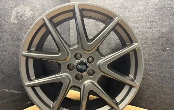 Land Rover Range Rover Velar R21 forged rim L8A21007CA