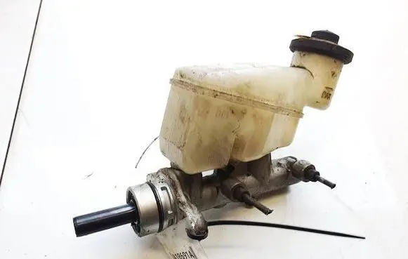 Toyota Yaris Master brake cylinder