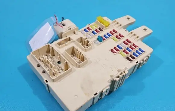 KIA Sportage Fuse box set 91950-3W030 IMPRK1388901