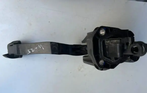Volkswagen Golf VI Clutch pedal 1K1721059