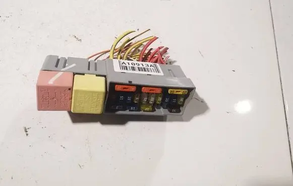 Renault Scenic II - Grand scenic II Fuse box set 13251