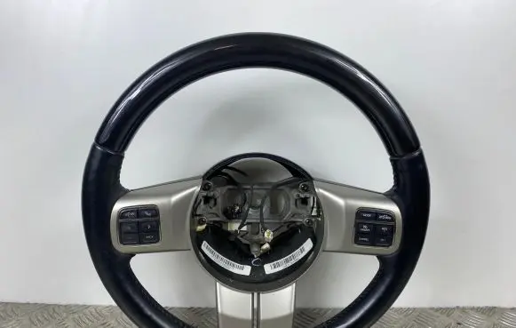 Jeep Grand Cherokee Steering wheel