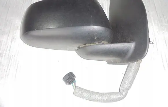 Nissan Navara D40 Front door electric wing mirror 96301EB110