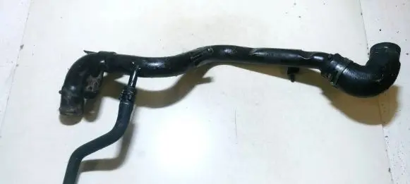 Audi A4 S4 B6 8E 8H Engine coolant pipe/hose 038121071r