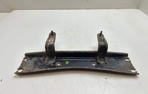 Lexus GS 250 350 300H 450H Radiator mount bracket 