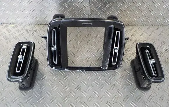 Volvo XC40 Dash center air vent grill 31442626
