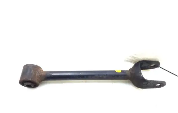 Rear control arm
