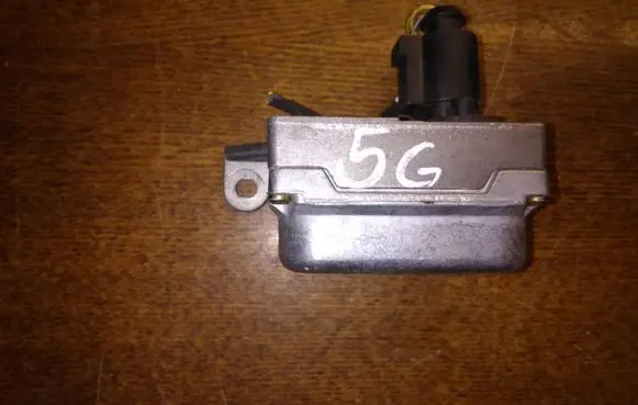 Audi A3 S3 8P ESP acceleration yaw rate sensor 1K0907655B