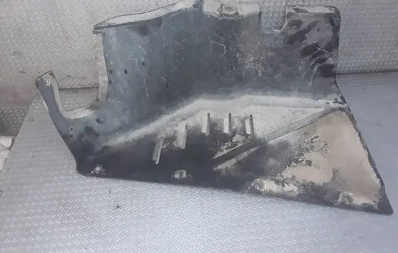 Volkswagen Transporter - Caravelle T5 Engine splash shield/under tray 7H0825207K