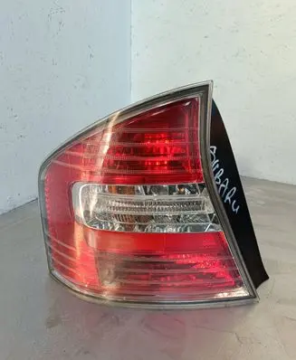 Subaru Legacy Rear/tail lights