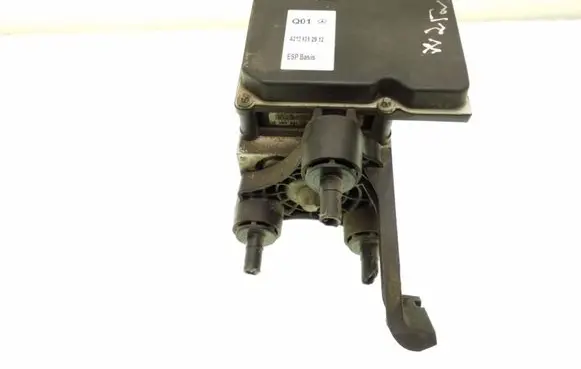 Mercedes-Benz E W212 ABS Pump A2124312912 0265236310
