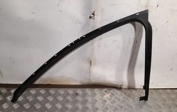 Ford Escape III Front door glass trim molding CJ54S201A19AA