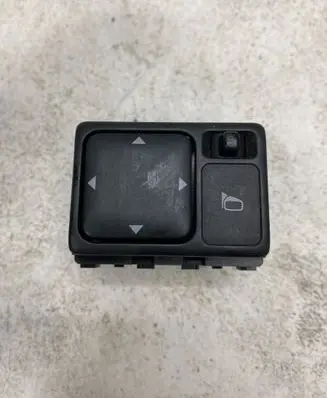 Nissan Pathfinder R51 Wing mirror switch