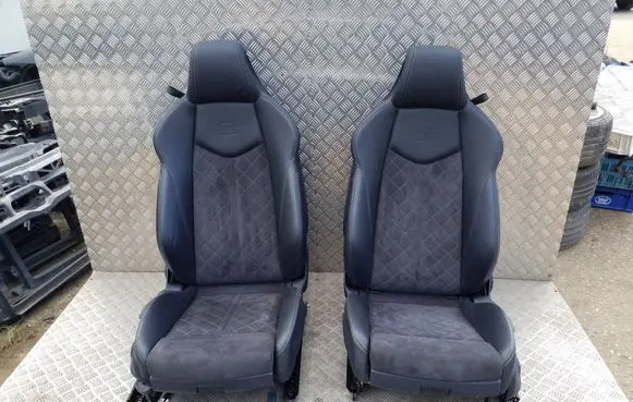 Audi TT TTS RS Mk3 8S Seat set 