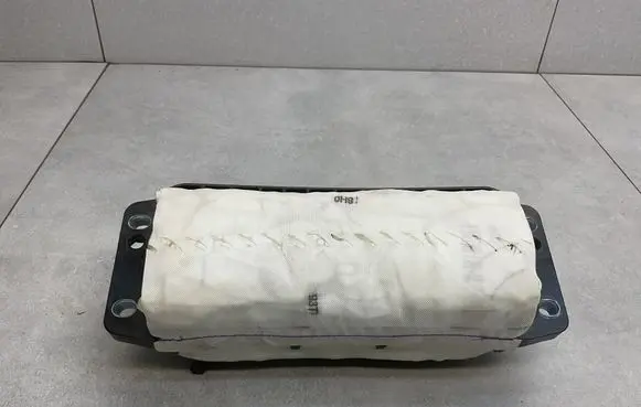 Volkswagen Scirocco Passenger airbag 5K0880204A