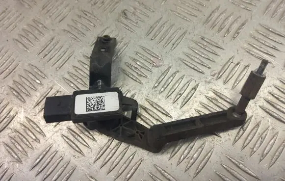 Volkswagen ID.3 Rear air suspension level height sensor 1EA512513