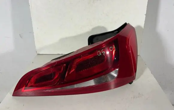 Audi Q5 SQ5 Rear/tail lights 8R0945094