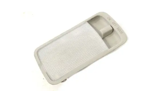 Nissan Pulsar Front seat light