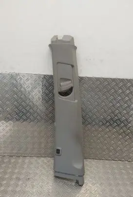Toyota Sienna XL30 III (B) pillar trim (top) 7302406030