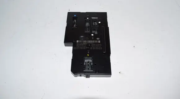 Mercedes-Benz C W204 Fuse module 2049006301