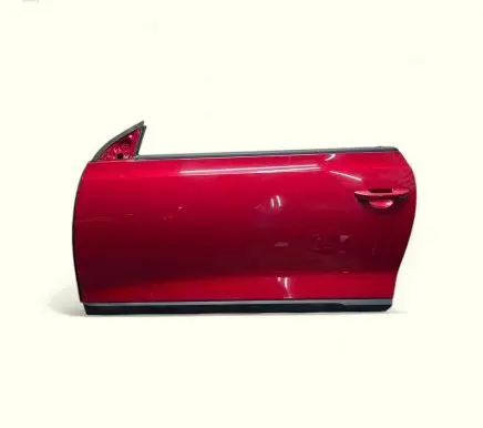 Volkswagen Scirocco Front door 1K8831312 1K8831608