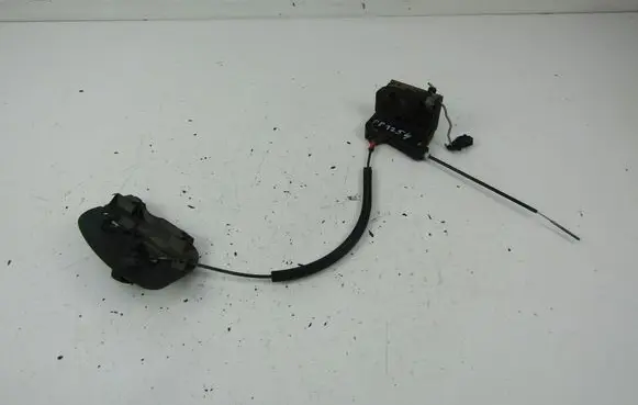 Opel Combo C Front door lock 