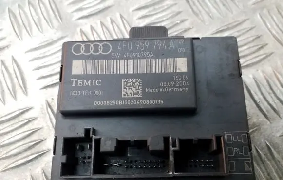 Audi A6 S6 C6 4F Door central lock control unit/module 4F0959794A