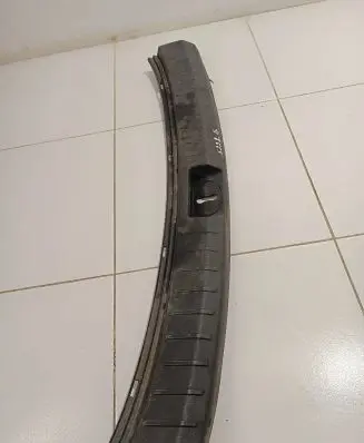 Hyundai Santa Fe Trunk/boot sill cover protection 857712W000