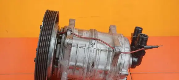 Mercedes-Benz Sprinter W906 Air conditioning (A/C) compressor (pump) 646985