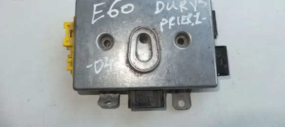 BMW 5 E60 E61 Door control unit/module 6952985 61356952985