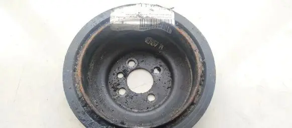 Volkswagen Golf V Crankshaft pulley 03g105243c