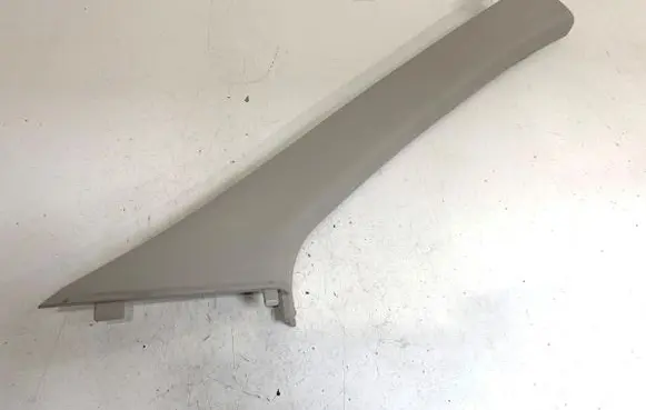 Renault Clio IV Other sill/pillar trim element 769114659R