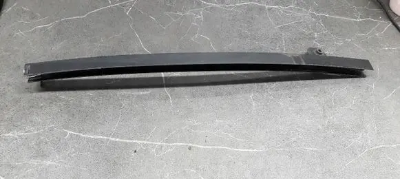 Renault Megane II Door glass rail 