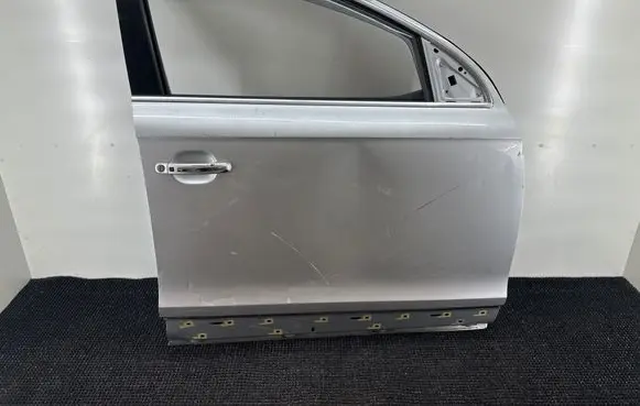 Audi Q5 SQ5 8R Front door 