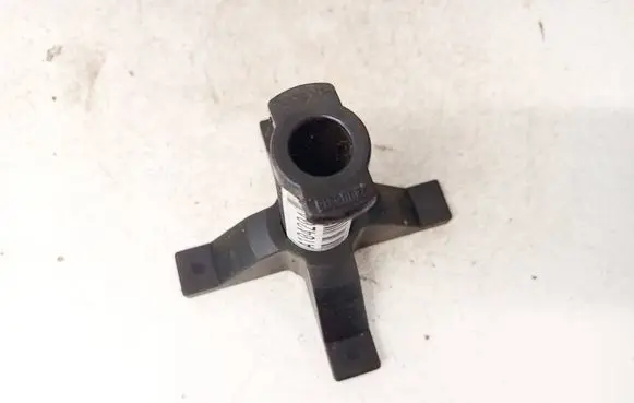 Volvo C30 Spare wheel bolt 9159082