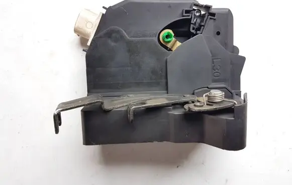 Land Rover Range Rover L322 Front door lock CWC500070 01291014