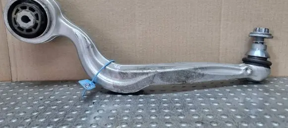 Mercedes-Benz GLC X253 C253 Front control arm 2130100LI