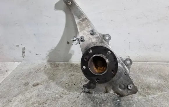 BMW 5 F10 F11 Front wheel hub spindle knuckle