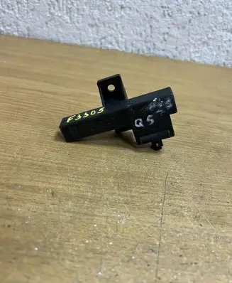 Audi A6 S6 C6 4F Keyless (KESSY) go control unit/module 8K0907247 F3305