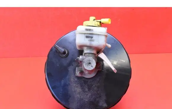 Skoda Octavia Mk1 (1U) Brake booster 1J1612105D