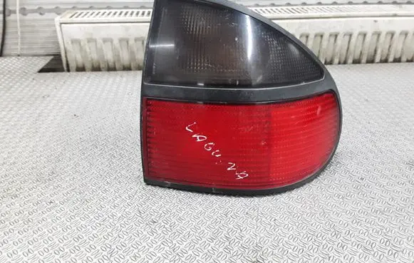 Renault Laguna I Rear/tail lights 7700820051