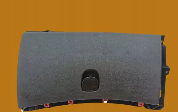 Alfa Romeo 159 Glove box 