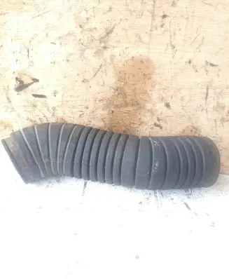 Audi A6 S6 C4 4A Air intake hose/pipe 4A0129627J