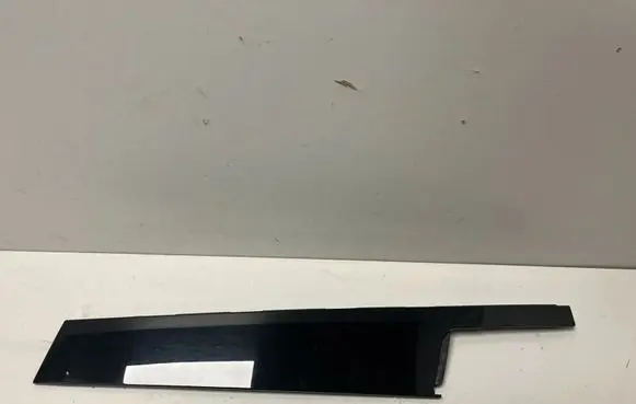 BMW XM Front door glass trim molding 9451278