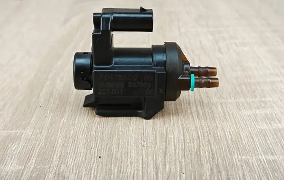 BMW 4 G22 G23 G24 G26 Vacuum valve 8570591