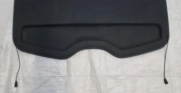 Renault Clio III Parcel shelf 