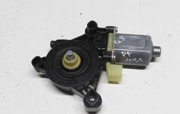 Audi Q8 Front door window regulator motor 0130822705