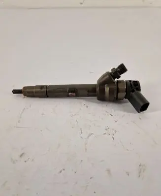 BMW 3 F30 F35 F31 Fuel injector 781070206
