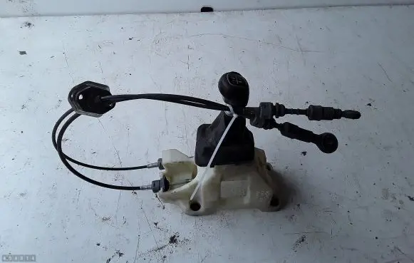 KIA Venga Gear shifter/selector